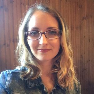 Meet your Posher, Leanne